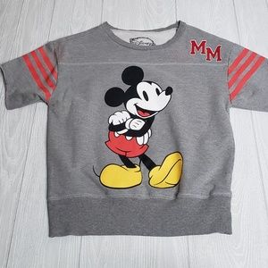 Disney Mickey Womens M Short Sleeve Sweatshirt